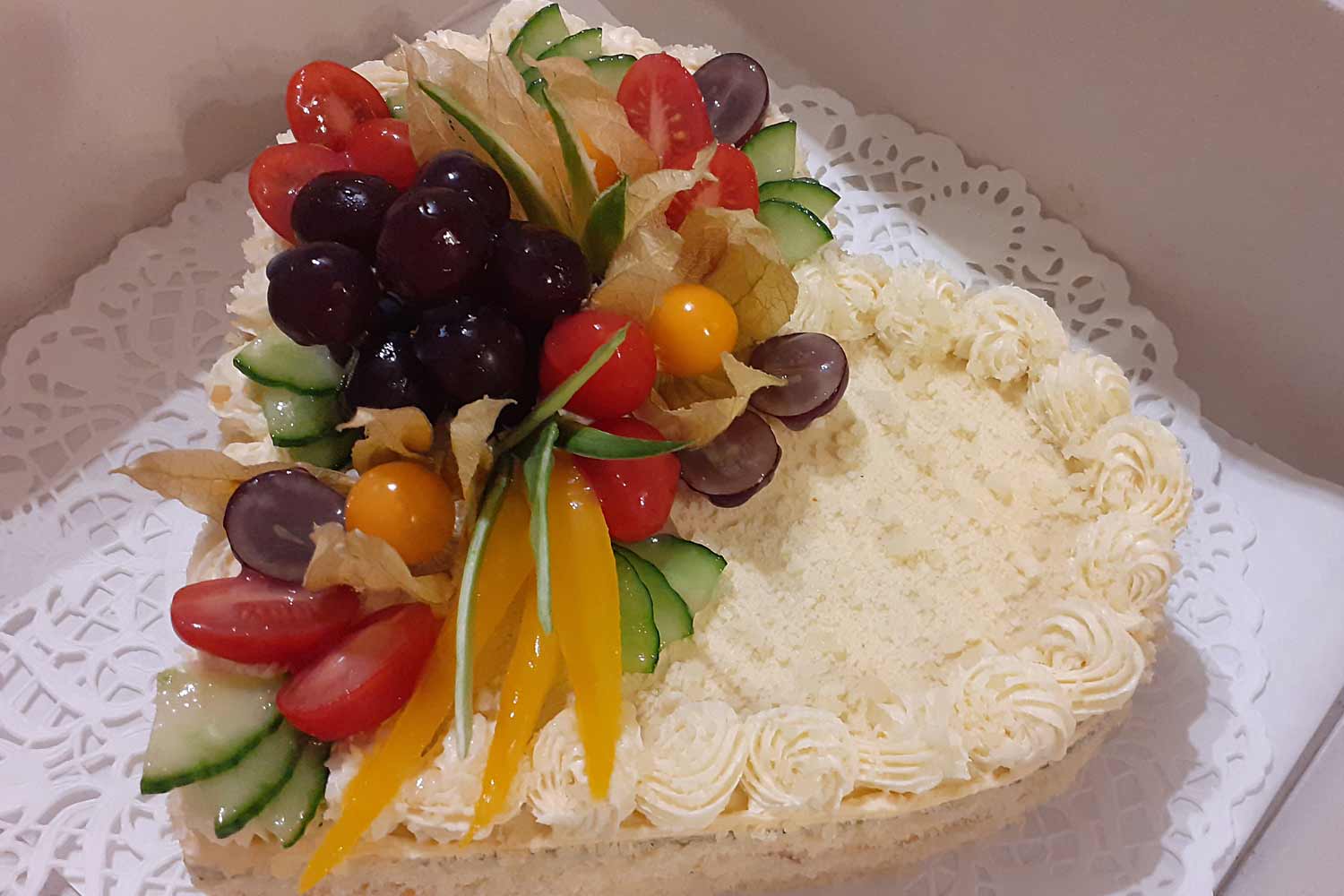 Srdce s ovocem a zeleninou